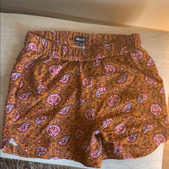 Madewell Pants - Madewell pull on shorts Madewell Pants - Madewell pull on shorts